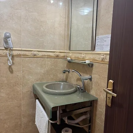 Ibiza מלון 3*